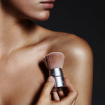 Load image into Gallery viewer, Living Glow Retractable Powder Brush
